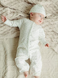 Load image into Gallery viewer, Convertible Romper & Beanie Set - Hearts