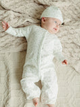 Load image into Gallery viewer, Convertible Romper & Beanie Set - Hearts
