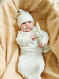 Load image into Gallery viewer, Drop Needle - Knot Top Beanie - Organic White