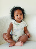 Load image into Gallery viewer, Onesie/Bodysuit - Flutter Sleeves - Modern Daisy