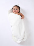 Load image into Gallery viewer, Deluxe Hooded Towel - Gray Stripe